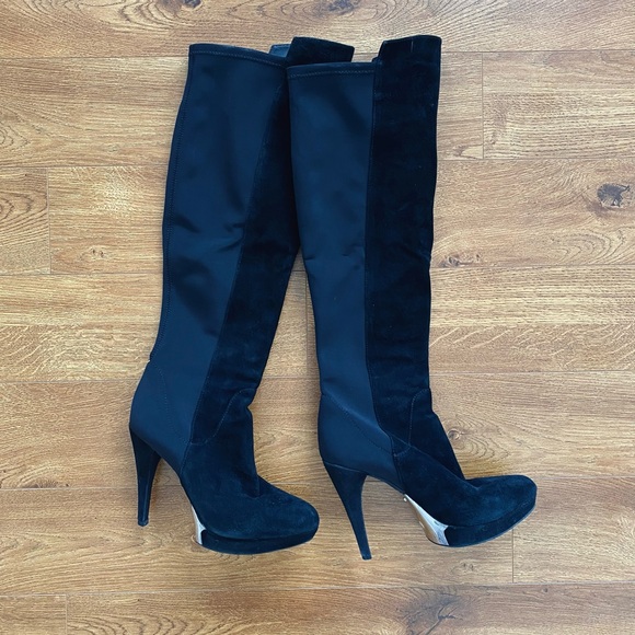 Wishbone Shoes - Wishbone Black Knee-High Women's Boots